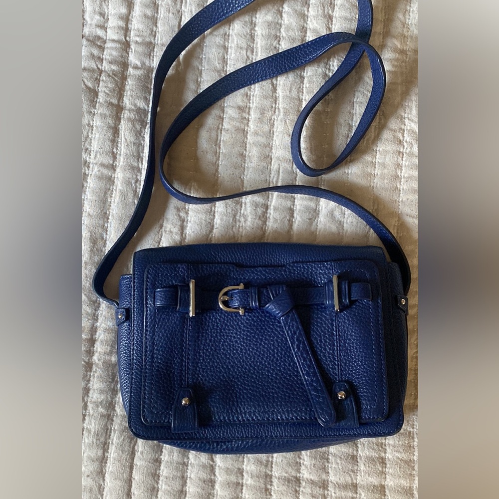 Etienne Aigner - Navy blue GENUINE LEATHER crossbody bag #crossbodybag
.